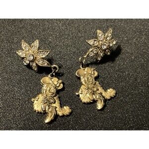 Disney Minnie Mouse Vintage Gold Ovealy Crystal Post Earrings